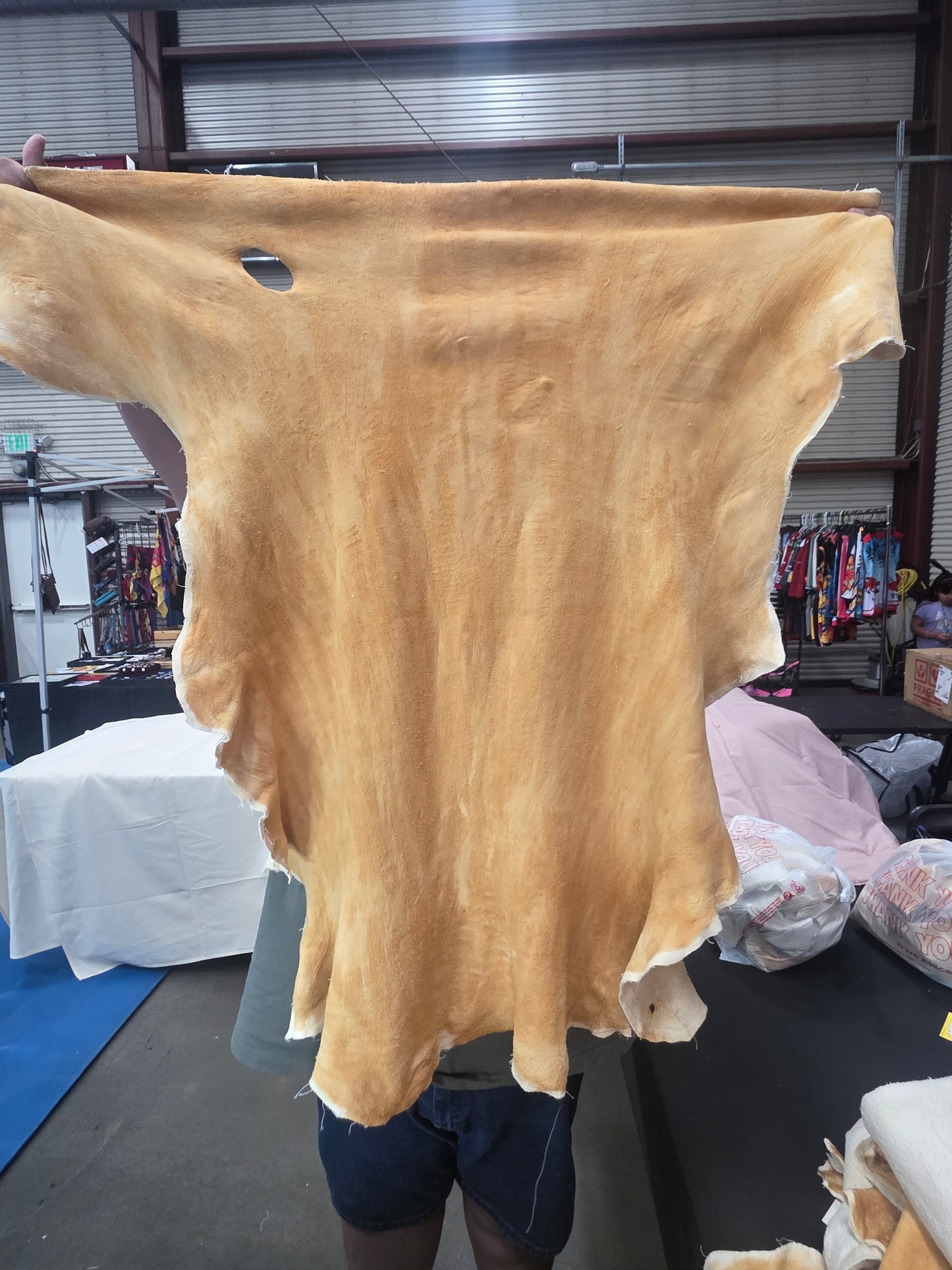 Smoked hide 38x38