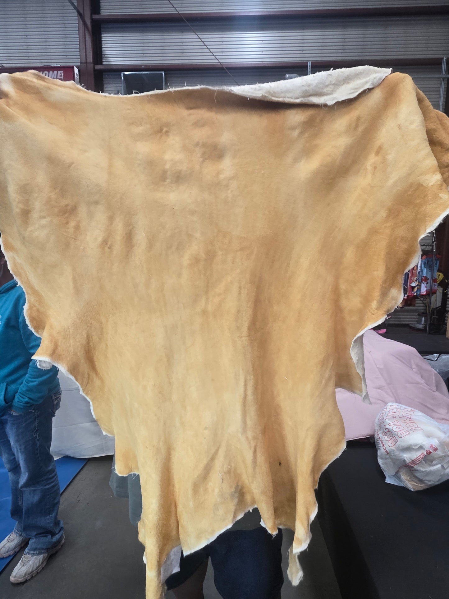 Smoked hide 40x40