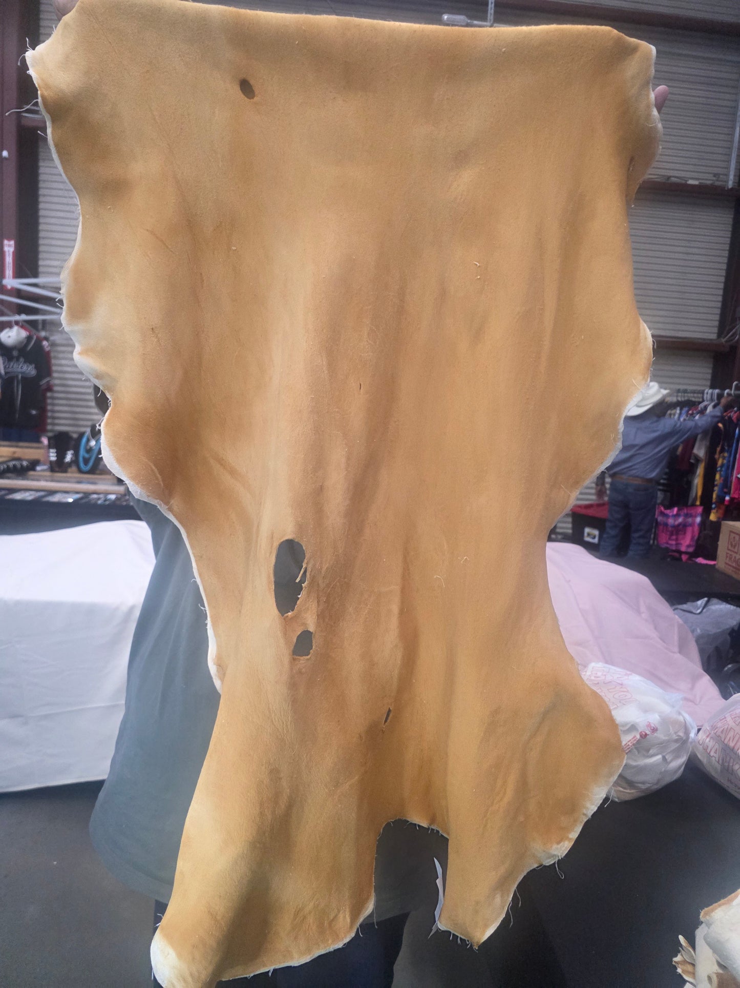 Smoked hide 40x29